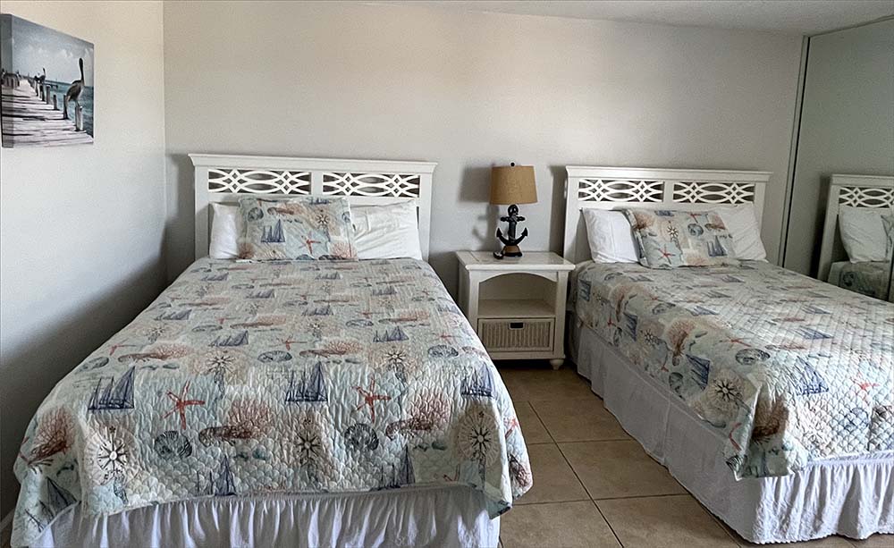 Guest room with 2 new queen beds, private bathroom, views and flat screen TV!