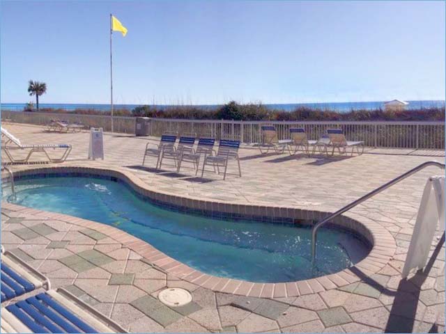 One of Edgewaters beachfront spa pools.