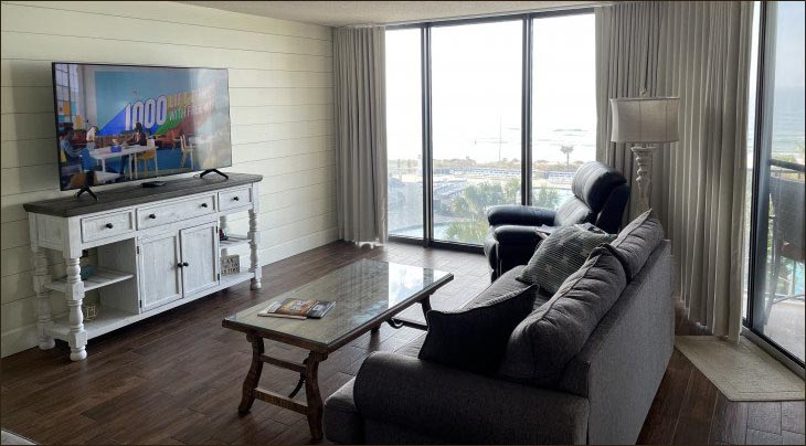 Private 2 bedroom deluxe unit Tower I in Edgewater Beach Resort, Panama City Beach, Florida