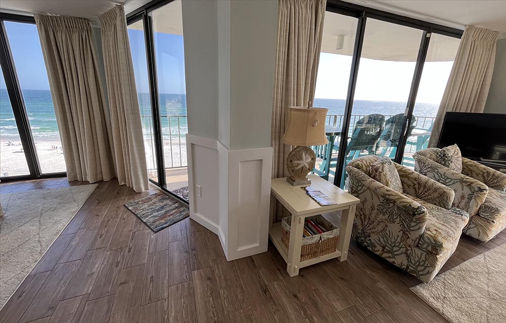 Breathtaking 7th floor views from the living area!