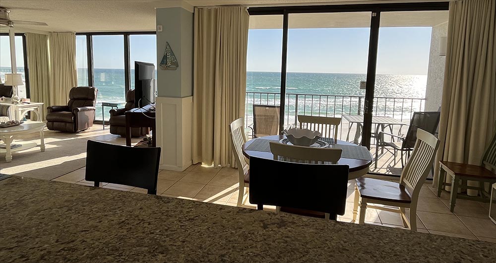Dining area with beachfront views of Panama City Beach and Gulf of Mexico.