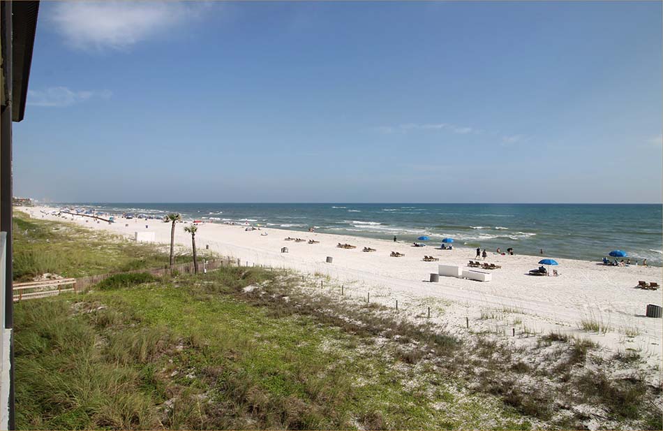 Easy comfort, private gulffont wrapping balcony overlooking the white sand Panama City Beach.